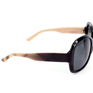 Burberry round sunglasses black model 4058-M